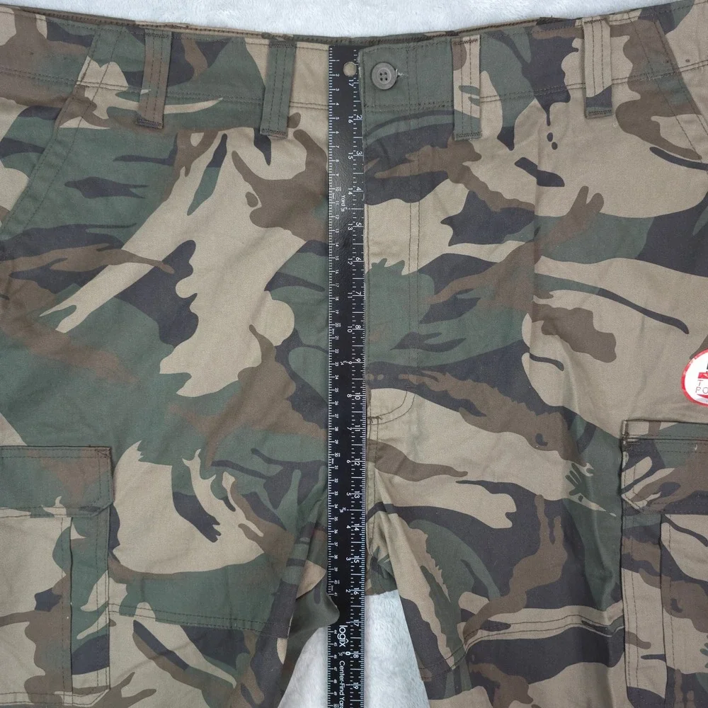 Wrangler Cargo Shorts Mens 46x10 Green Camo Relaxed Fit Tech Pocket Tactical New